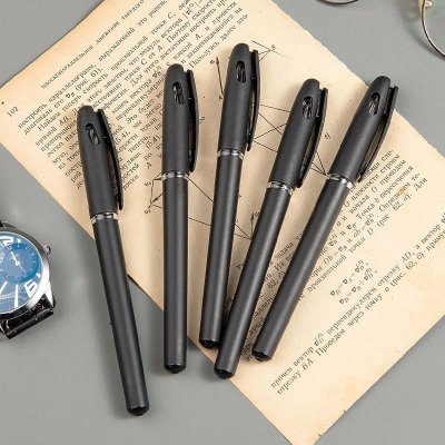 Black Frosted Simple Gel Pen